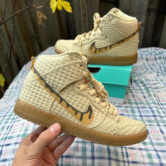 Nike Dunk High SB Waffle 
Size 6 - Picture 9 of 14